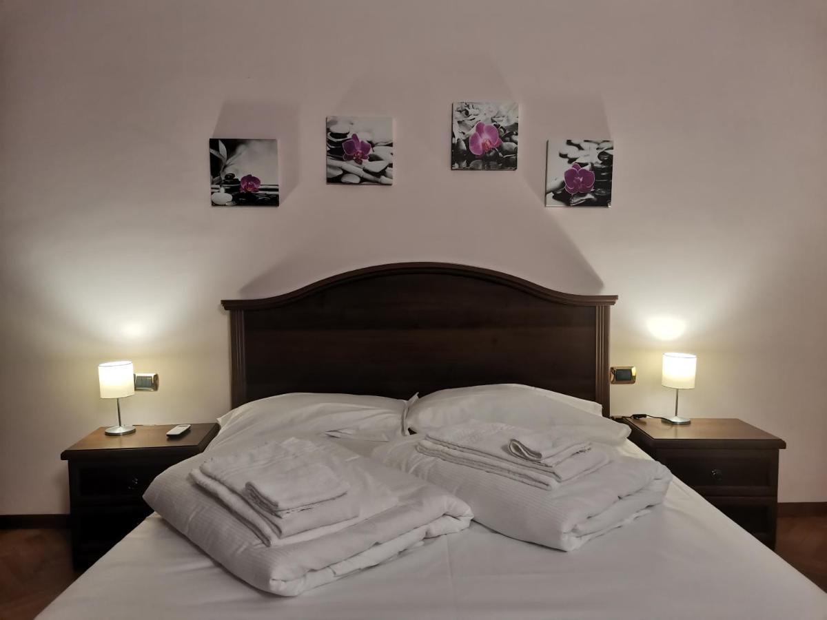 Sunlake Hotel Riva del Garda Bagian luar foto