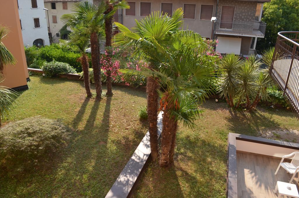 Sunlake Hotel Riva del Garda Bagian luar foto